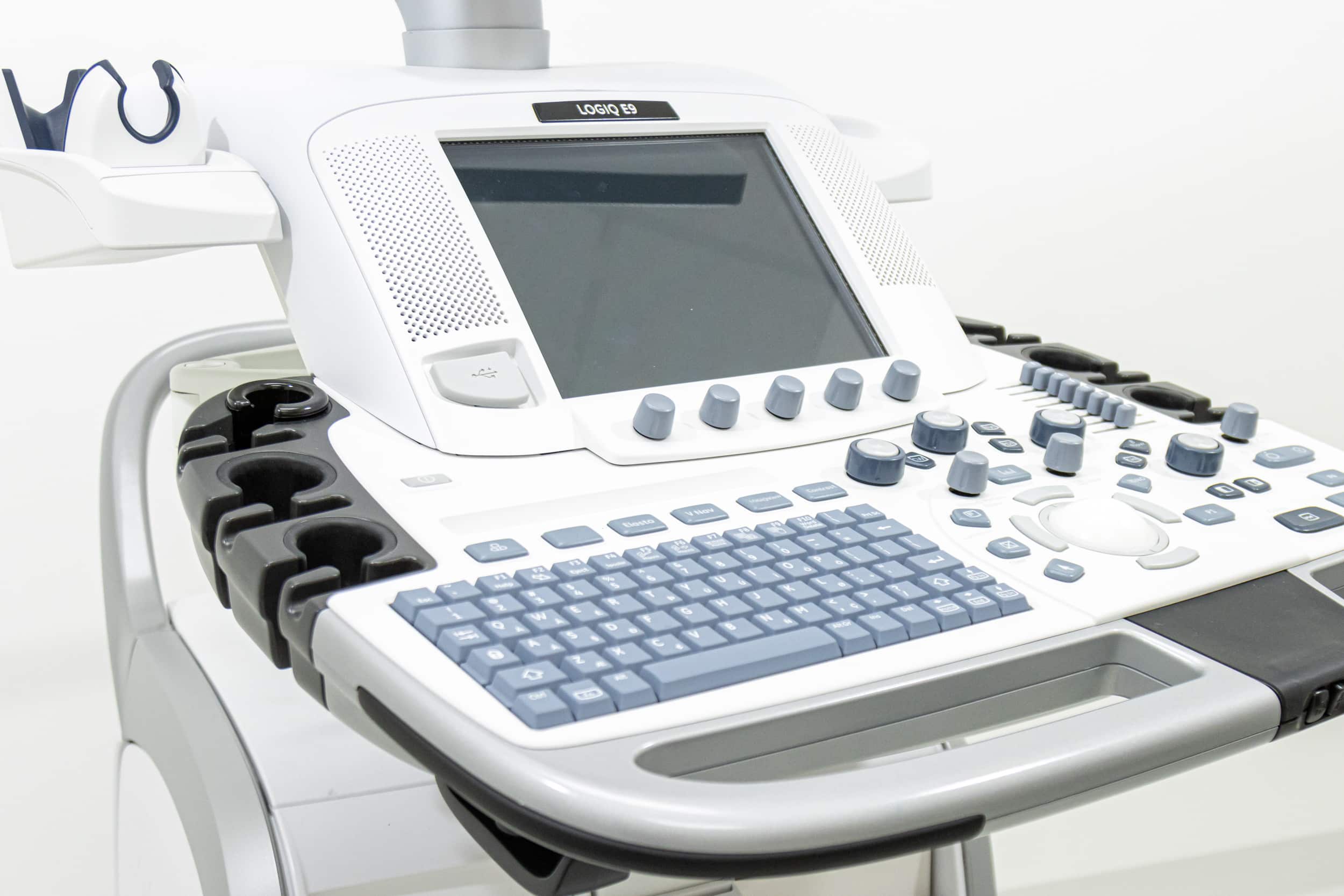 GE Logiq E9 with XD Clear User Interface view