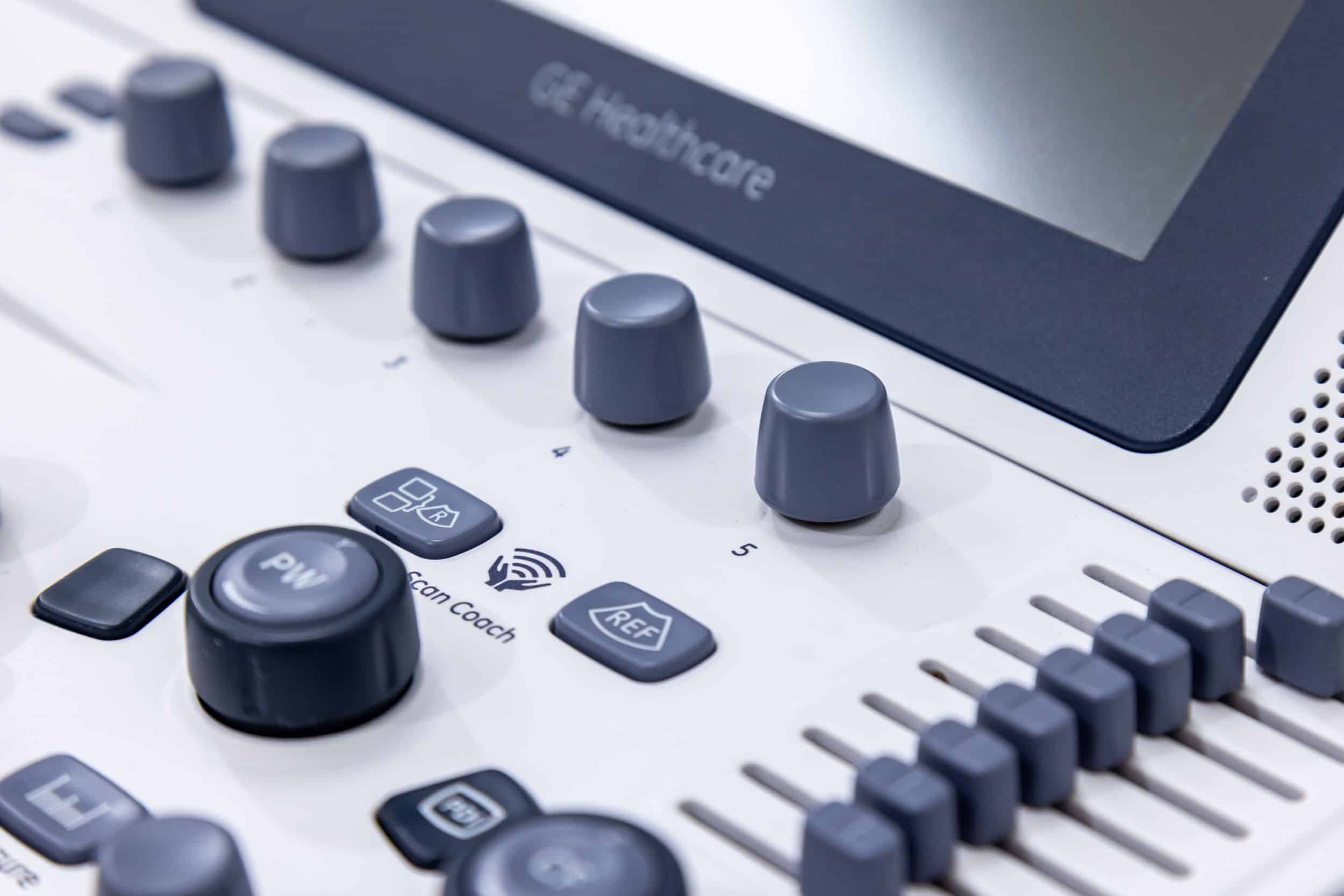 GE Logiq F8 - Image 5