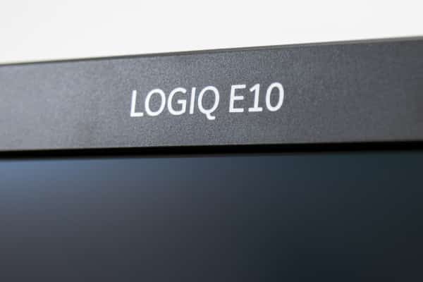 Refurbished GE Logiq E10 Ultrasound_3256 GE Logiq E10 closeup of product name